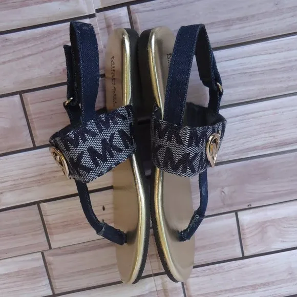 SIZE 10. MICHAEL Michael Kors BENTLEY thong sandals.